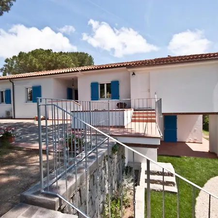 לינה וארוחת בוקר La Casa Degli Ulivi 4*