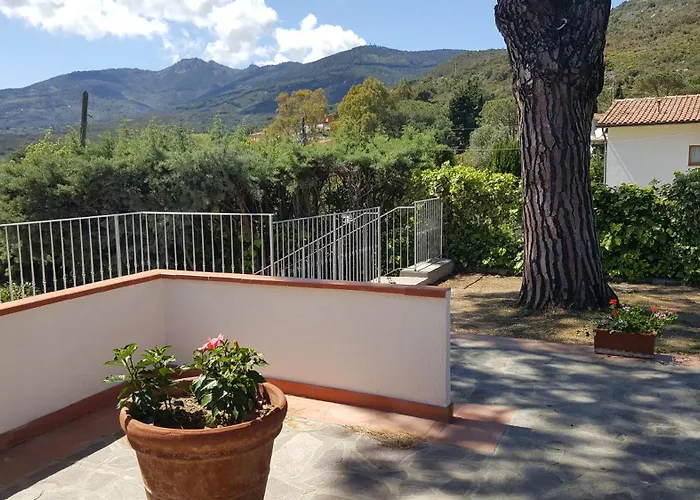 לינה וארוחת בוקר La Casa Degli Ulivi 4*